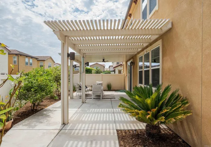 10571 Ponderosa Circle, Santa Fe Springs, California 90670