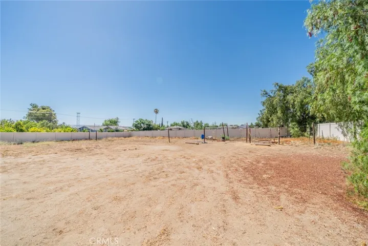 22735 Markham Street, Perris, California 92570