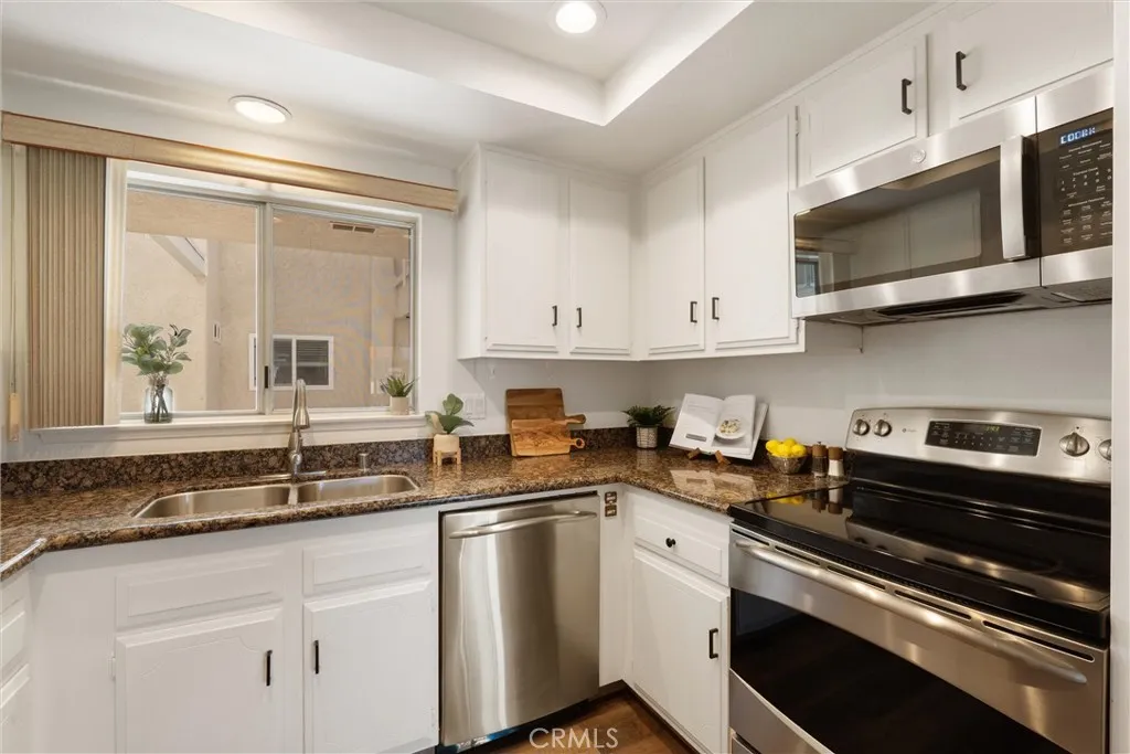 2389 Via Mariposa W 2a, Laguna Woods, California 92637 — photo 5