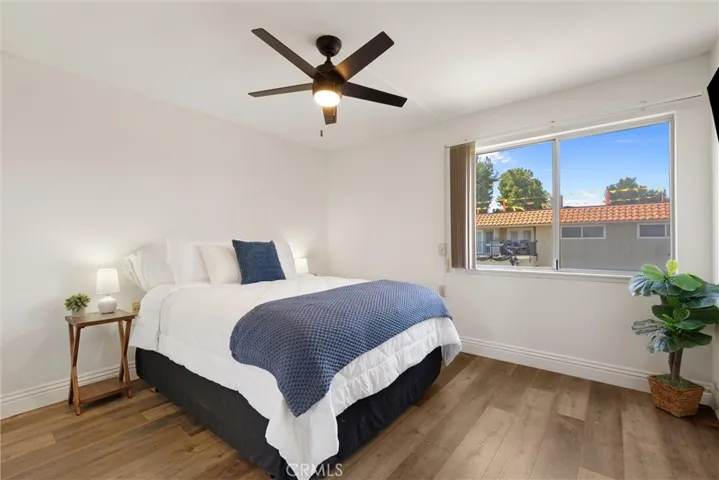 Secondary bedroom