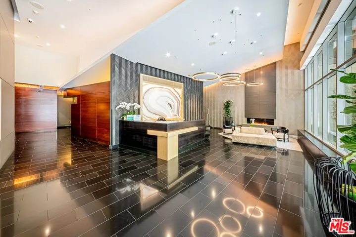 1155 S Grand Avenue 1317, Los Angeles, California 90015