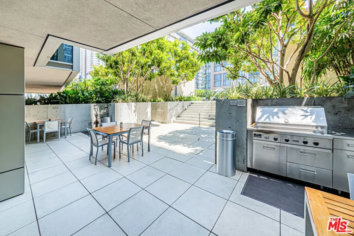 1155 S Grand Avenue 1317, Los Angeles, California 90015