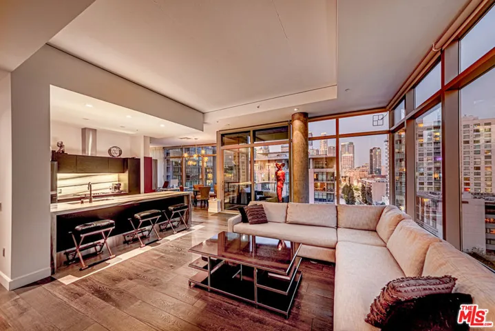 1155 S Grand Avenue 1317, Los Angeles, California 90015