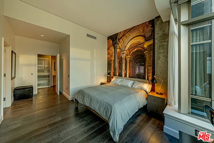 1155 S Grand Avenue 1317, Los Angeles, California 90015