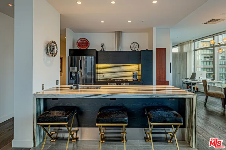 1155 S Grand Avenue 1317, Los Angeles, California 90015