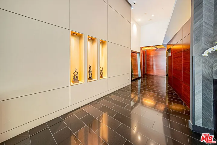 1155 S Grand Avenue 1317, Los Angeles, California 90015