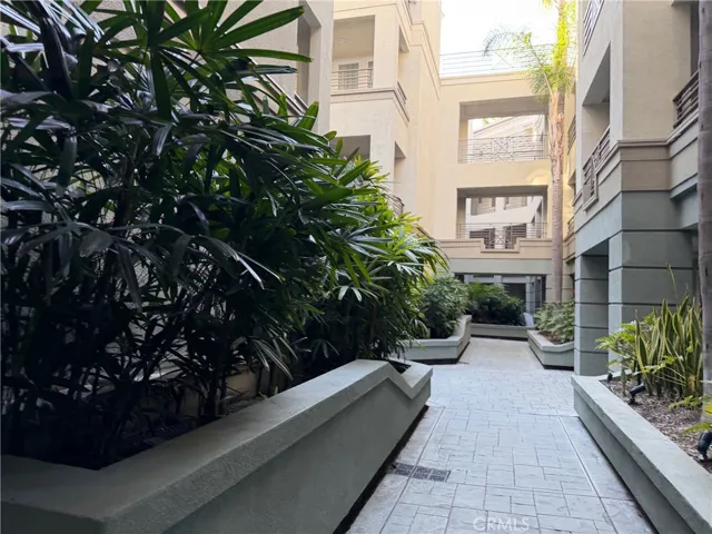 2253 Martin, Irvine, California 92612