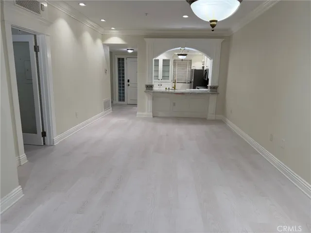 2253 Martin, Irvine, California 92612