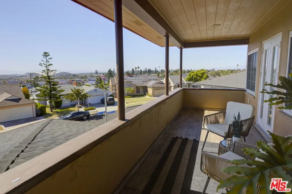 Master Balcony