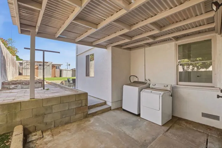 6121 Cumberland St, San Diego, California 92139