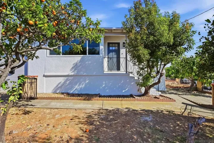 6121 Cumberland St, San Diego, California 92139
