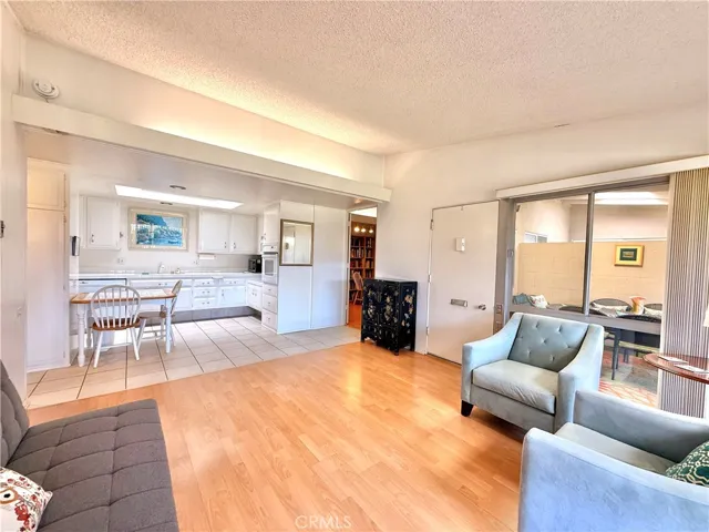1690 Interlachen Road 42i, Seal Beach, California 90740