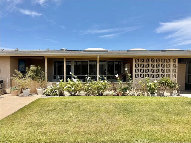 1690 Interlachen Road 42i, Seal Beach, California 90740