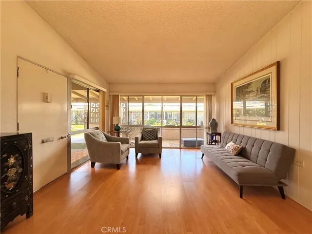 1690 Interlachen Road 42i, Seal Beach, California 90740