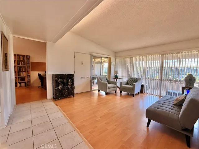 1690 Interlachen Road 42i, Seal Beach, California 90740