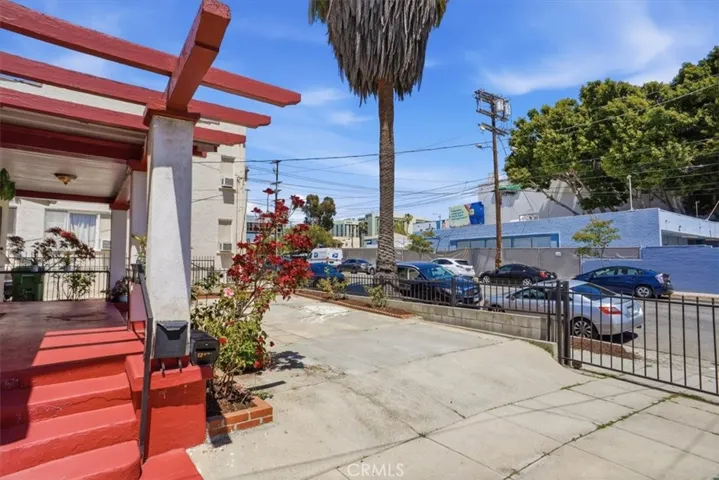 1257 1/2 N New Hampshire, Los Angeles, California 90029