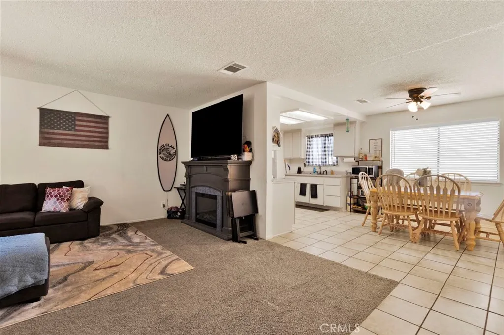 10612 Cochiti Road, Apple Valley, California 92308 — photo 4
