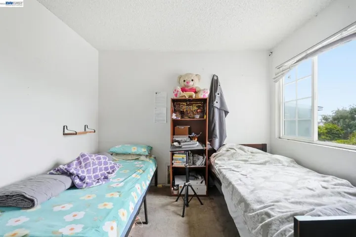 2223 E 23rd St, Oakland, California 94606