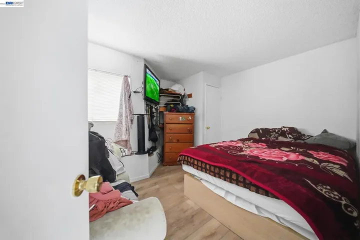 2223 E 23rd St, Oakland, California 94606