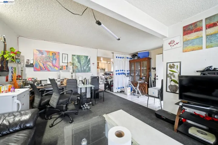 2223 E 23rd St, Oakland, California 94606