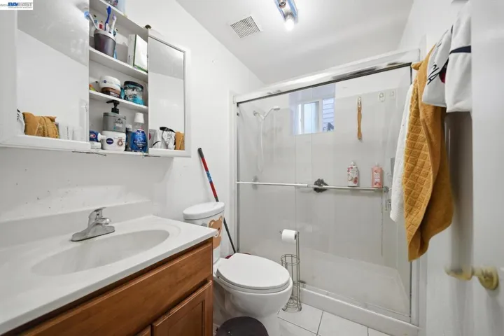2223 E 23rd St, Oakland, California 94606