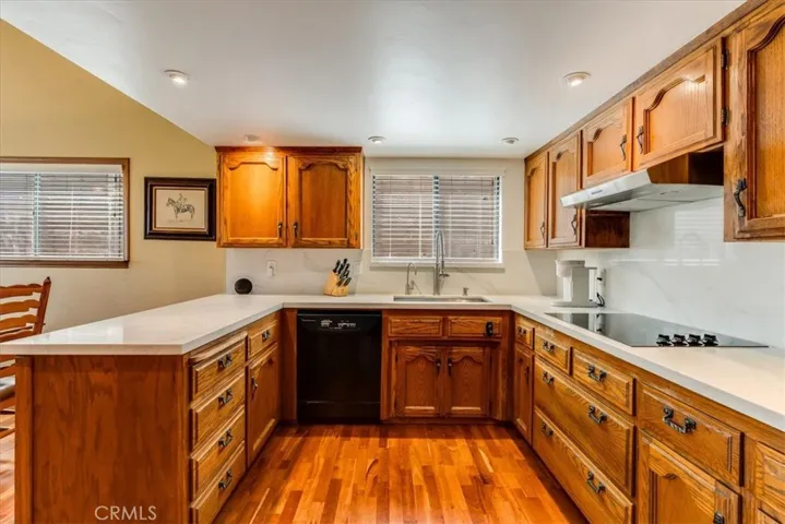 930 Suffolk Street, Cambria, California 93428