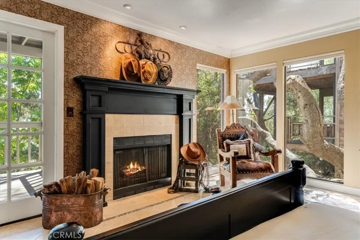 930 Suffolk Street, Cambria, California 93428