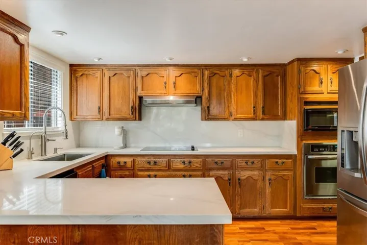 930 Suffolk Street, Cambria, California 93428