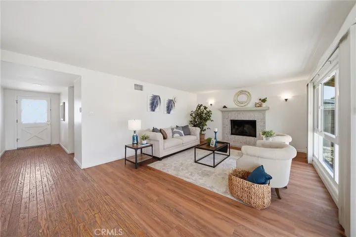 5041 Ridglea Avenue, Buena Park, California 90621