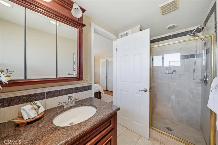 5041 Ridglea Avenue, Buena Park, California 90621