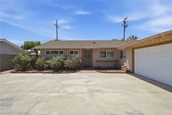 5041 Ridglea Avenue, Buena Park, California 90621