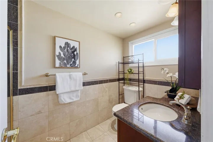 5041 Ridglea Avenue, Buena Park, California 90621
