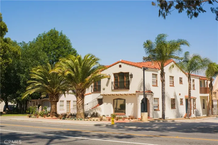 711 W 6th Street 5, Corona, California 92882