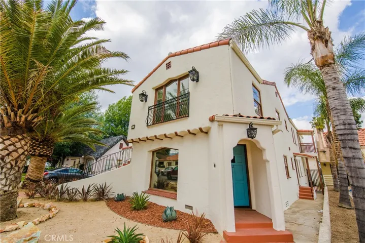 711 W 6th Street 5, Corona, California 92882