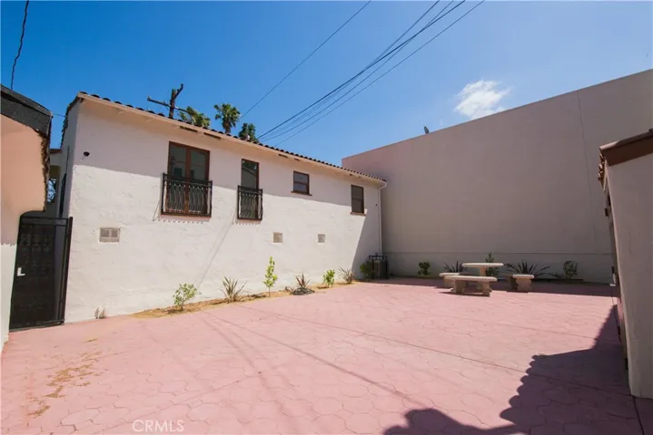 711 W 6th Street 5, Corona, California 92882
