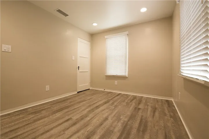 711 W 6th Street 5, Corona, California 92882