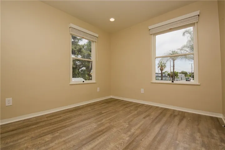 711 W 6th Street 5, Corona, California 92882