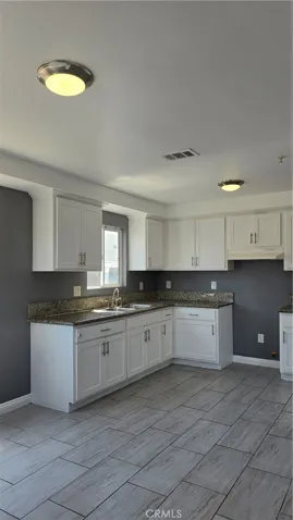 706 W 104th Place, Los Angeles, California 90044