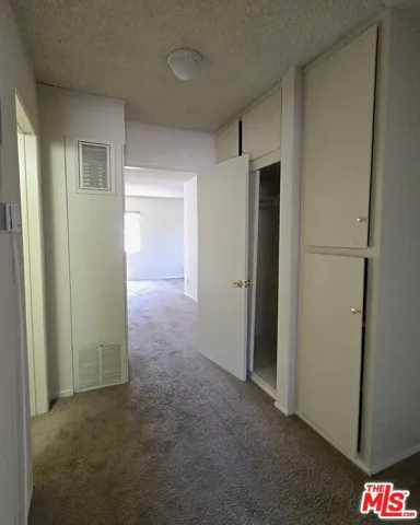 2219 Crenshaw Boulevard 3, Los Angeles, California 90016
