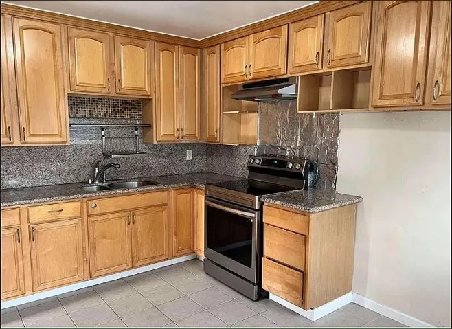 1345 145th Avenue, San Leandro, California 94578