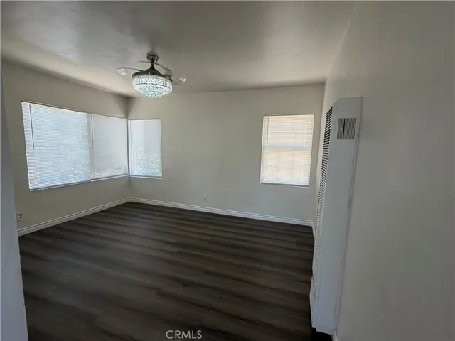 Top Unit Bedroom
