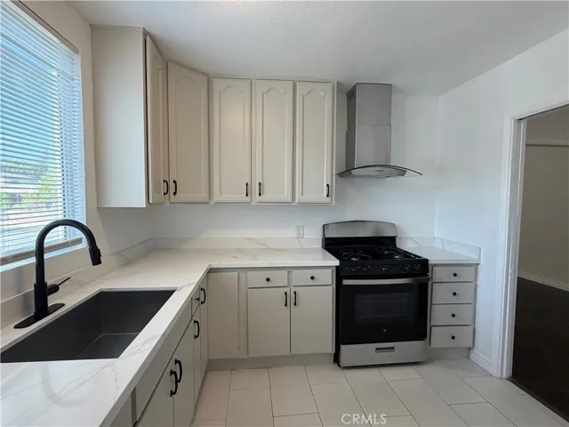 Kitchen (Front Unit)