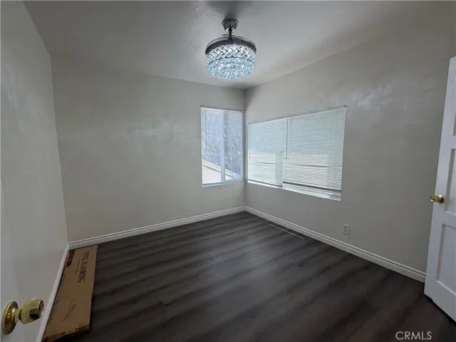 Top Unit Bedroom