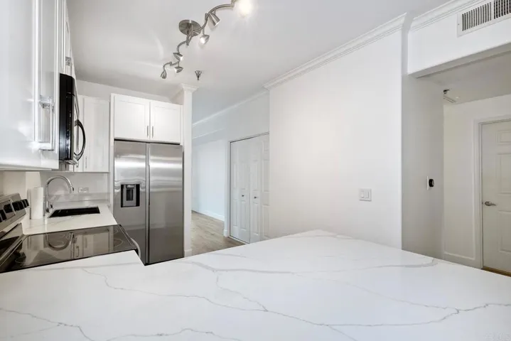 1643 6th Avenue 402, San Diego, California 92101