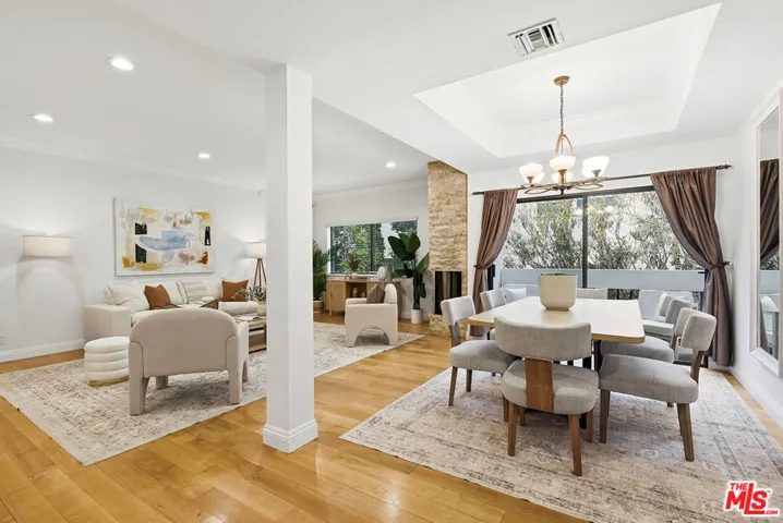 234 S Tower Drive 3, Beverly Hills, California 90211