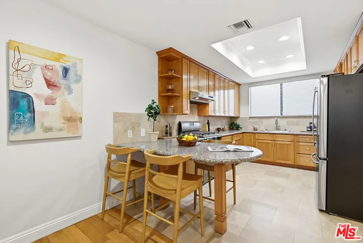 234 S Tower Drive 3, Beverly Hills, California 90211