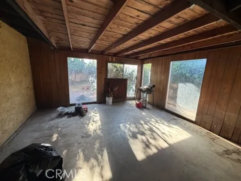 7907 Etiwanda, Reseda, California 91335
