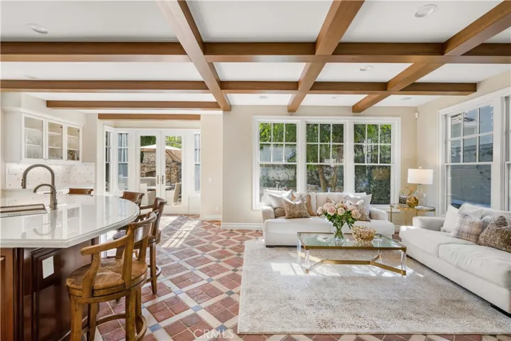7 Crooked Stick, Newport Beach, California 92660
