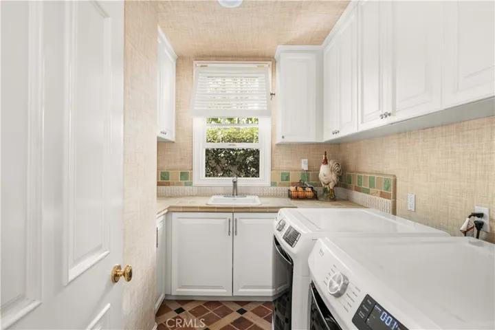 7 Crooked Stick, Newport Beach, California 92660
