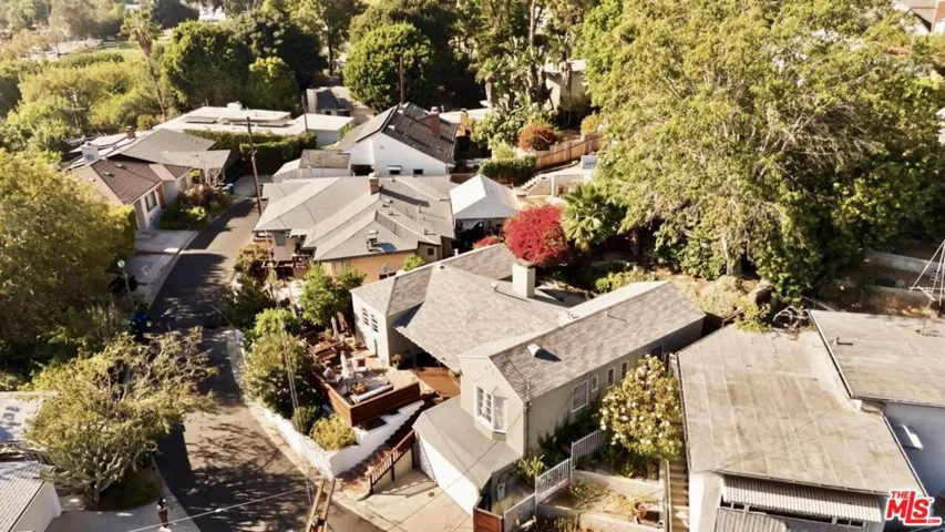 3940 Prospect Avenue, Los Angeles, California 90027
